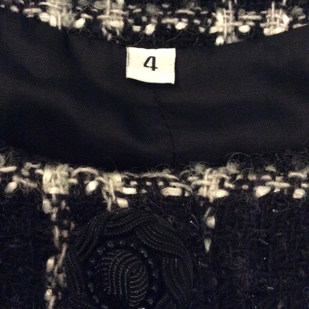 Cute Black & White Wool Blend Plaid Jacket Size 4 - Picture 8 of 16